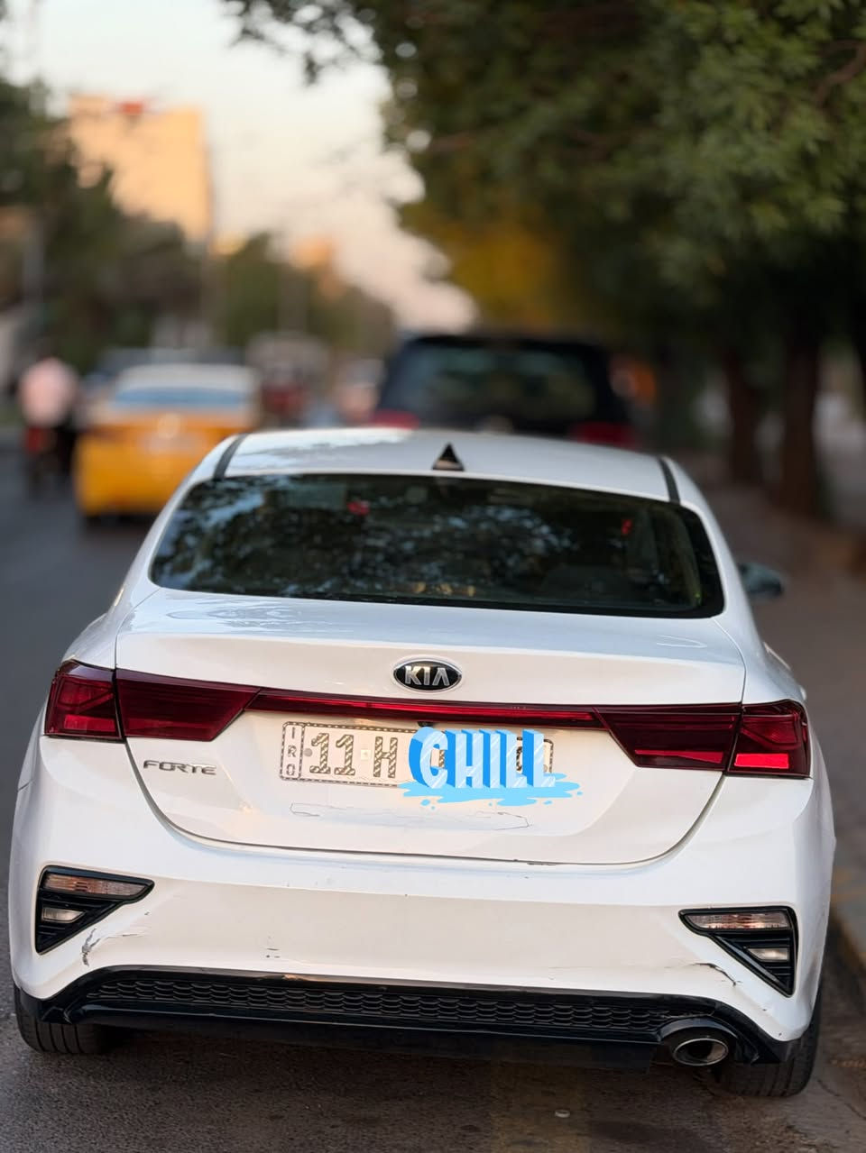 السلام عليكم
السلام عليكم ورحمه اللّٰــــه وبركاتة 
للبيع 
كيا / KIA فورتي / Forte 
الموديل 2019 
فئه السياره EX 
سنويه بـ اسمي تحويل مباشر 
عداد المسافه المقطوعه / 159000 mi ميل وليس كيلو متر 
وراد السياره امريكي حادث فقط الجنطه بدون ايرباك وبيها شخط بسيط بالجنطه وبالجاملغ موضح بالصور 
مكينه وكير مكفولات السياره جاهزه برغي متصرف عليها تبريد خير من اللّٰــــه 
سعر السياره / 12,600$ يعني 126 ورقه وبيها مجال بسيط 
مكان السياره بغداد الكرخ 
رقم الهاتف / *********** متواجد واتساب
