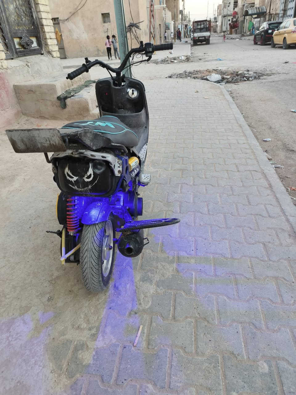 السلام عليكم دراجه ماكس دراجه نضيف بوشه 49 بلاديه كهربائية كله شغال دراجع كلشي ماعيزه
المكان نجف شارع المدينة / رقم الهاتف/ ***********
