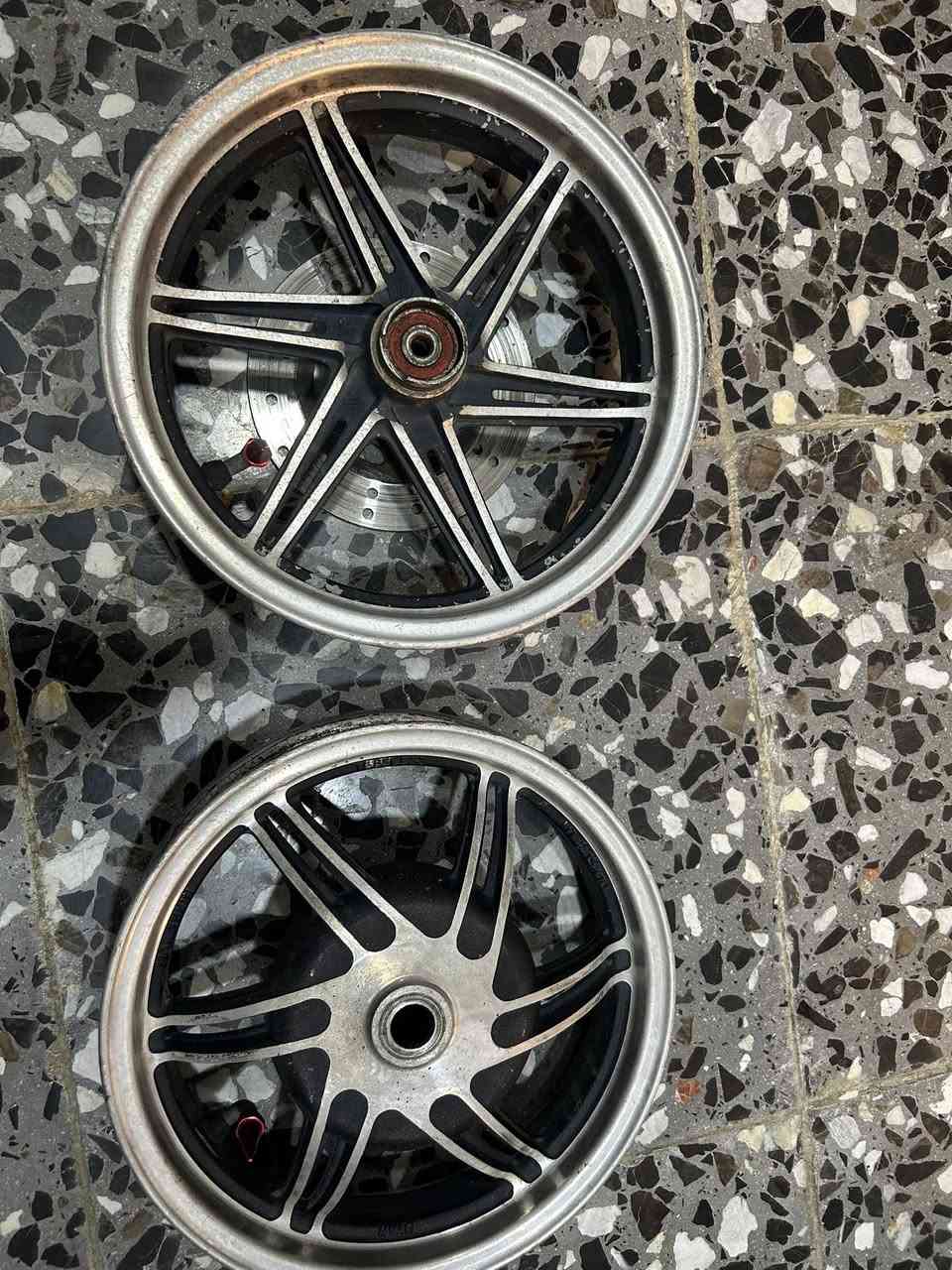 ويل نجمه مكفول ونظافته (٩٥ /١٠٠) مكان بغداد البياع توصيل موجود ***********سعّر خاص
