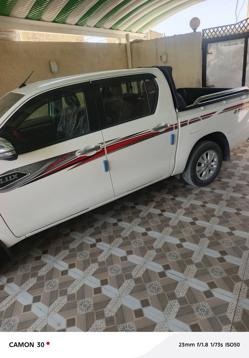 سياره بيك إب فلاونزه ٢٠٢٤
كفاله عامه رقم ذي قار إنكليزي باسمي 
ماشيه ٢٥٠٠٠ السعر ٢٩٥ وبيه مجال مكان ذي قار
***********
