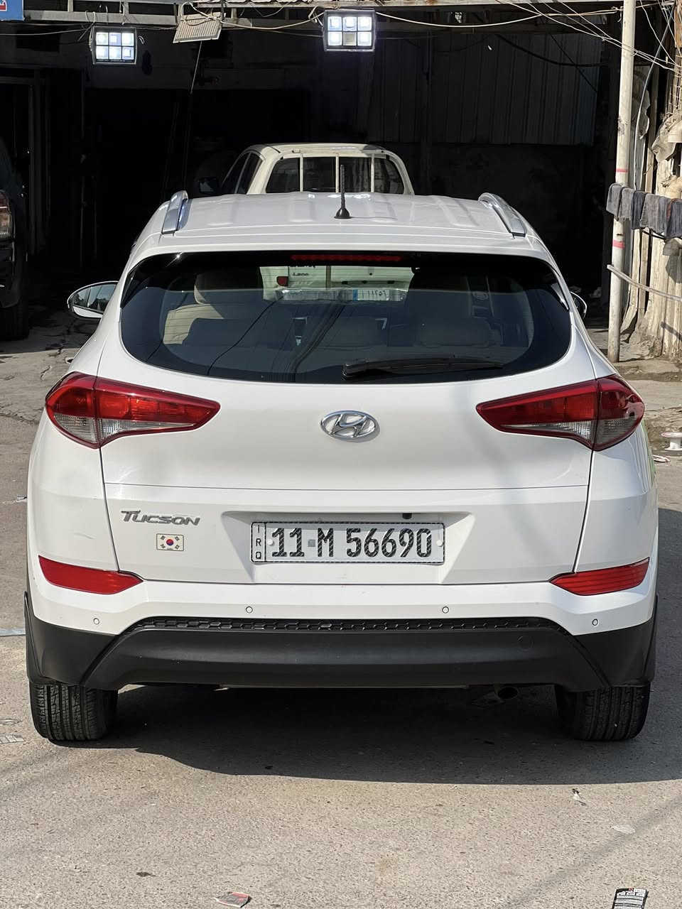 سلام عليكم توسان 2016 خليجي مكفوله من لصبغ لسونر مرفق بل صوره مري شفط تبريد قطعتين محررك 2000 دوش تخم تايرات جديده سعرهه ١٧٣ وبيه مجال قليل مكان بغداد  حي لقاهره.  ***********
