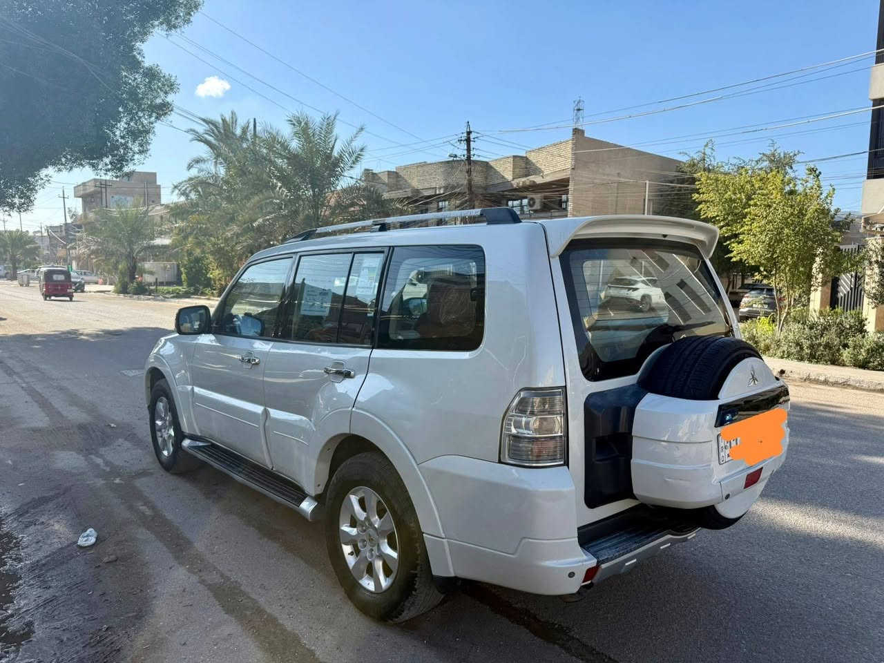 السلام عليكم
ميتسوبيشي بايجيرو 2014خليجي مكفولة من الضربة والصبغ والتبديل بيه بارد فقط صور السونار مرفق بل منشور كير ومكينة ومكفولات فول مواصفات مكينة 3500 سلايت دروف كشنات مغلفهن جلد وكهرباء كامرة وشاشة مري شفط سيارة جديدة وجاهزة رقم بغداد الدولي السعر ١٥٩ وبيه مجال بسيط للاستفسار *********** مكان السيارة بغداد الكمالية
