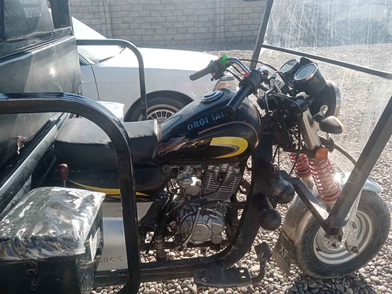 سلام عليكم ستوته للبيع منفيس محرك 150 المكان الشرقاط السعر 1750 بيها مجال رقم ***********
