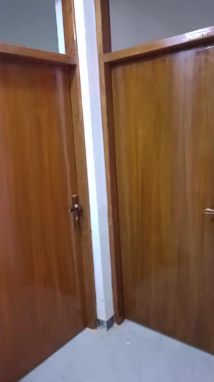 اللهم يديم النعمه ببركة محمد وآل محمد الطاهرين
هذه ابواب مستخدمة تعبانه وتم التسليم والحمد الله 
***********  الاستفسار وتواصل وانشالله ماانقصر
