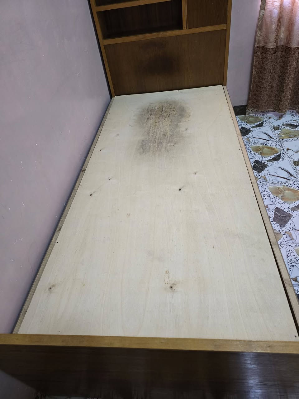 السلام عليكم
تخت خشب ثقيل درجة أولى
للبيع السعر 140
للاستفسار اتصل على هذا الرقم
***********
