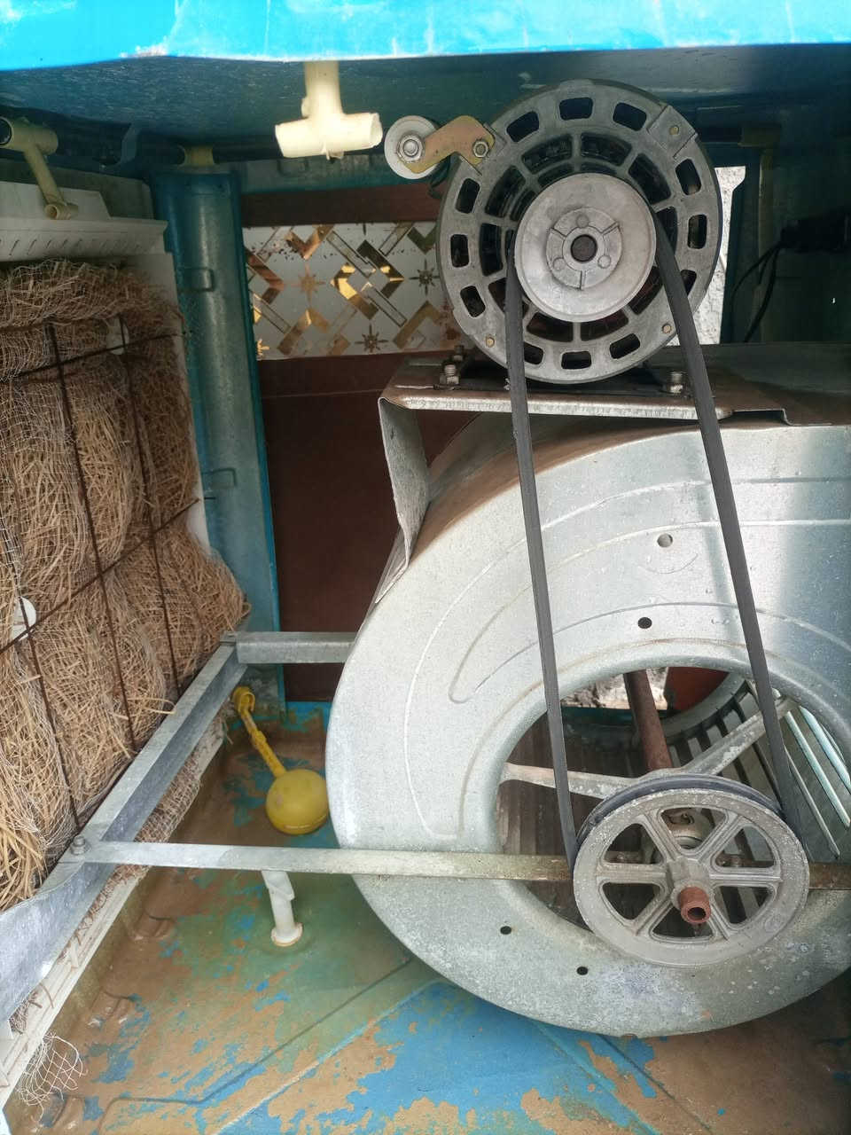 من رخصة الادمن للبيع عدد 2
السعر 200 يعني كل وحده ب100 حي العسكري شارع ابو غزال ***********
