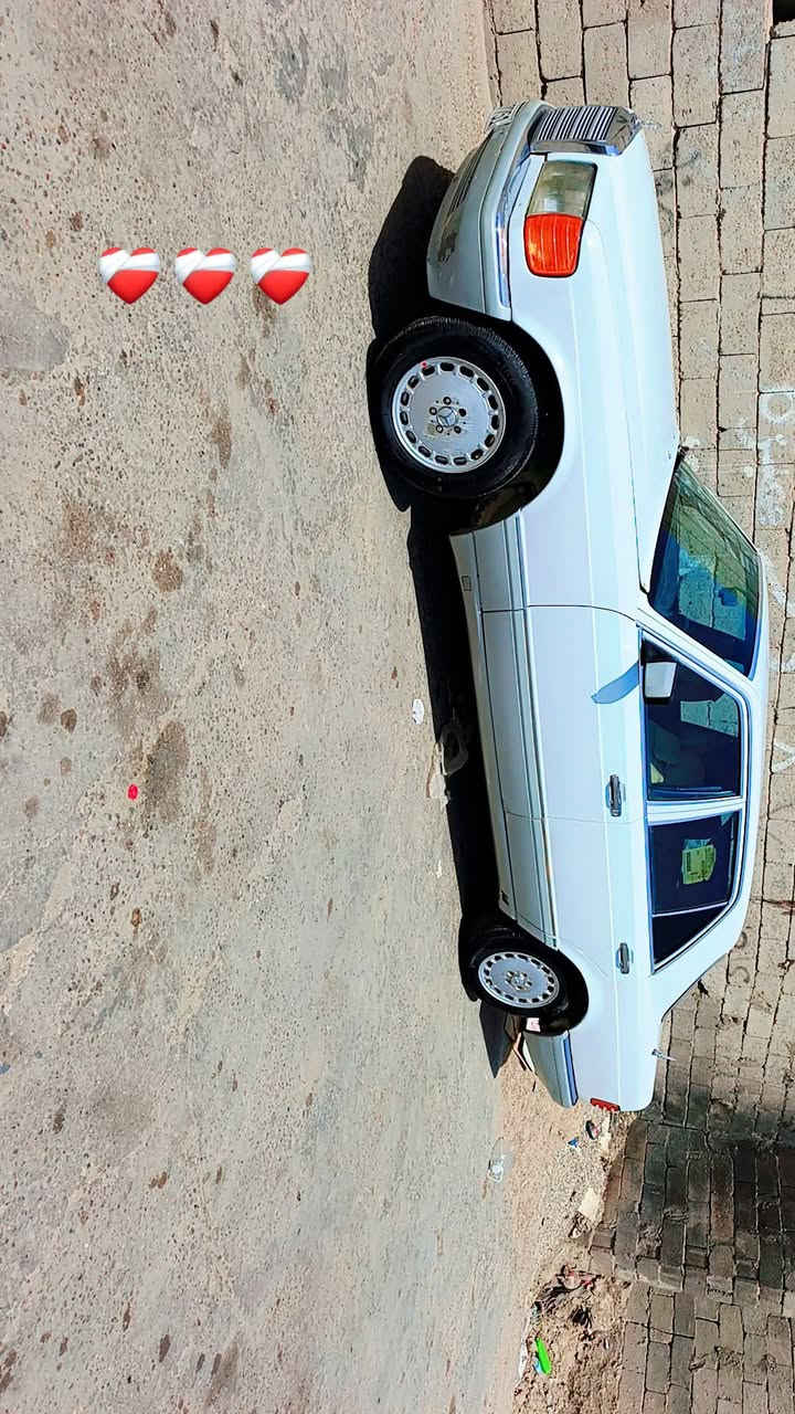 السلام عليكم مارسيدس ٣٠٠ للبيع موديل ٨٧ كير ومحرك ففتي  سنويه ٢٨ هذه جديده المكان بغداد حي النصر مصبوغة عام محرك وكيل جديد تخم بسمي السعر ٥٥ وبين مجال *********** تحويل ثاني يوم
