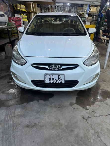 سلام عليكم اكسنت خليجي موديل 2013 السياره جديده بيها 3 قطع طبغ بدون دواخل السعر قفل 91 المكان بغداد العامريه منزل فديو كلشي موضح بي ***********
