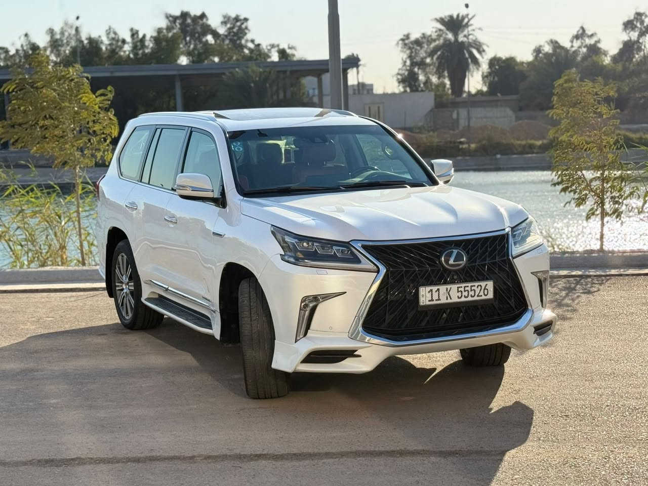 السلام عليكم
لكزز.           2016

LX570

فول موصفات
بصمه
كشنات. كهرباء ⚡️ 

جكات 

شاشات   3

مري شفط 
مانع انزلاق
معروفه موصفات الكزز 
باب خلف الصدر يقره بل السونر مفتوح

كفاله عامه السياره 
سعر 585 وبيها مجال بصيط 

‭0770 264 7430‬

***********
مكان السياره البلديات
