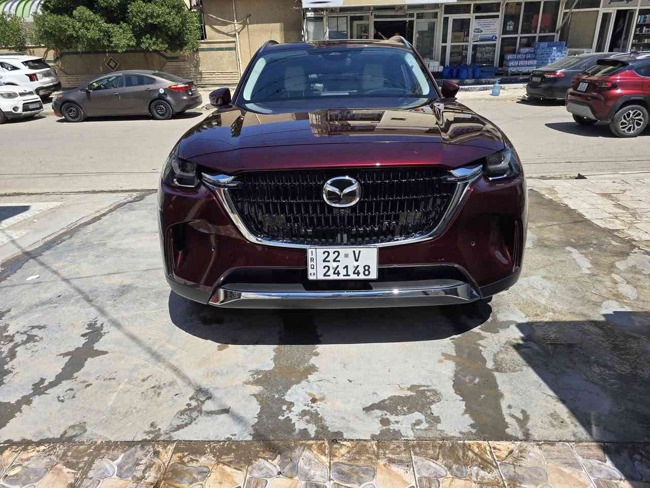 سلام عليكم
مازدا cx90 موديل ٢٠٢٤ هايبرد بلكن .
دخول جديد رقم اربيل .
فول مواصفات يعني رادرات بنوراما تدفئة تبريد بالكشن تبريد ثلاث قطع ..... الخ .
بدون ايرباك ماشية ٩ الاف .
ضرر خلفي بسيط 
صبغ ربع الدعامية وربع الجاملغ الخلفي .
 السعر ٤٥ مليون 
***********
