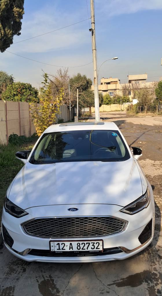 السلام عليكم فيوجن للبيع موديل2019فول مواصفات 1/1 محرك15t شاشة جبيرة رادارات مثبت سرعة تحديد مسار كير ماوس اشارة بل مري حساسات خلفيا تدفا كشن تبريد قطعتين لايت زنون و لد اشارة و يشتغل بدون اشارة و السيارة بل واقع احلا اكثرر و باقي المواصفات معروفة ضرر نص جاملغ الخلف و الدوسة و بابين مبدلين اصلي من امريكا عنوان موصل حي دوميز قرب دائرة الكهرباءتواصل او خاص او عل رقم *********** سعر 120
