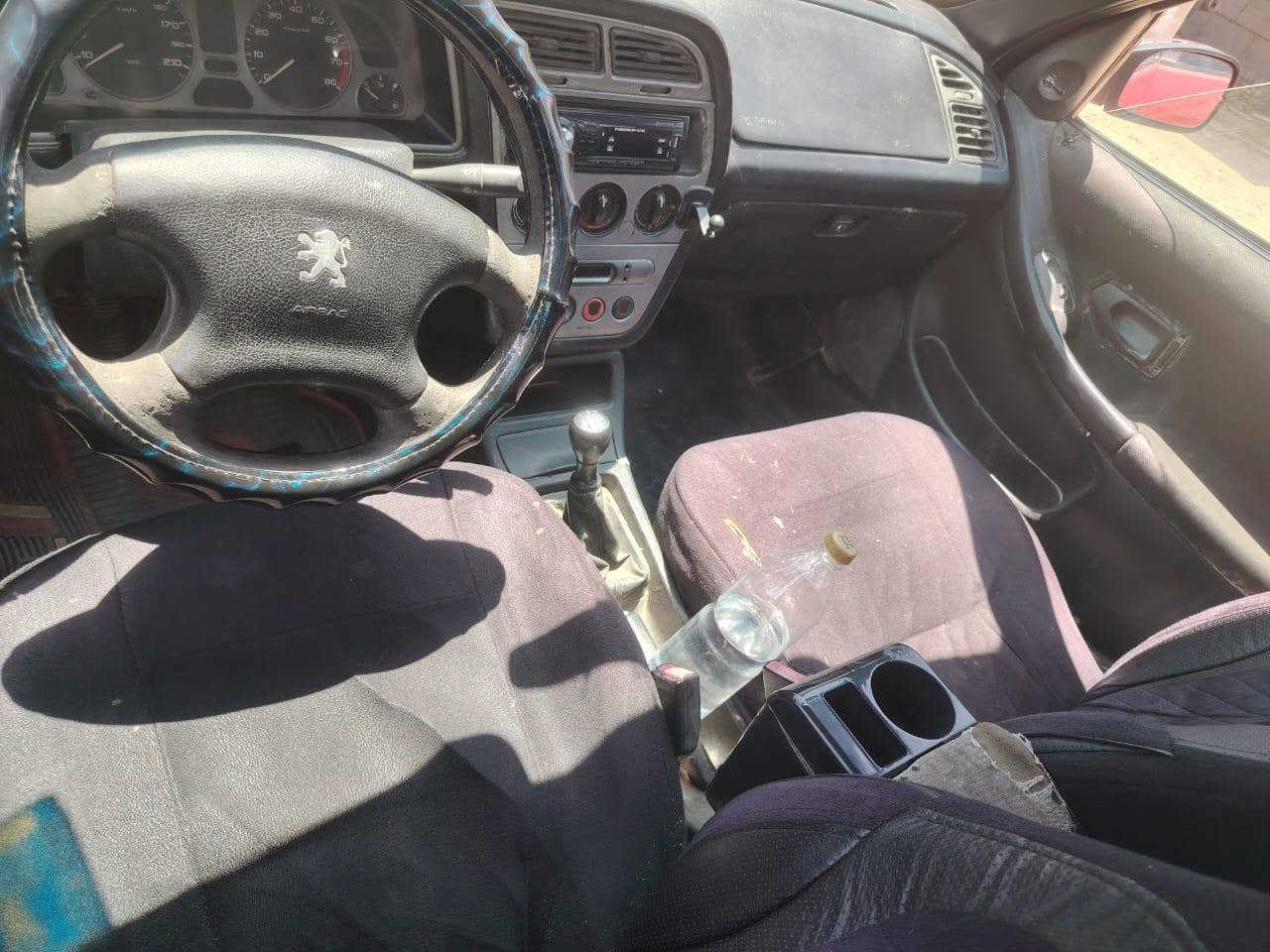 السلام عليكم مكلف بالنشر سياره بيجو للبيع موديل 2002سياره جاهزه شرط محرك كير شرط شرط صدر جديد وكاله من شرعي 23بيها مجال مكان الحويجه قريه حوض٦ اتصل على رقم ‏‪***********‬‏
