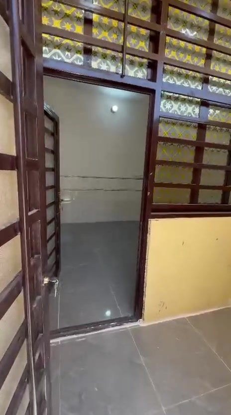 يوجد بيت اجار المساحه 50 طابقين الحولي الجديد شارع 100الاستفسار
***********

