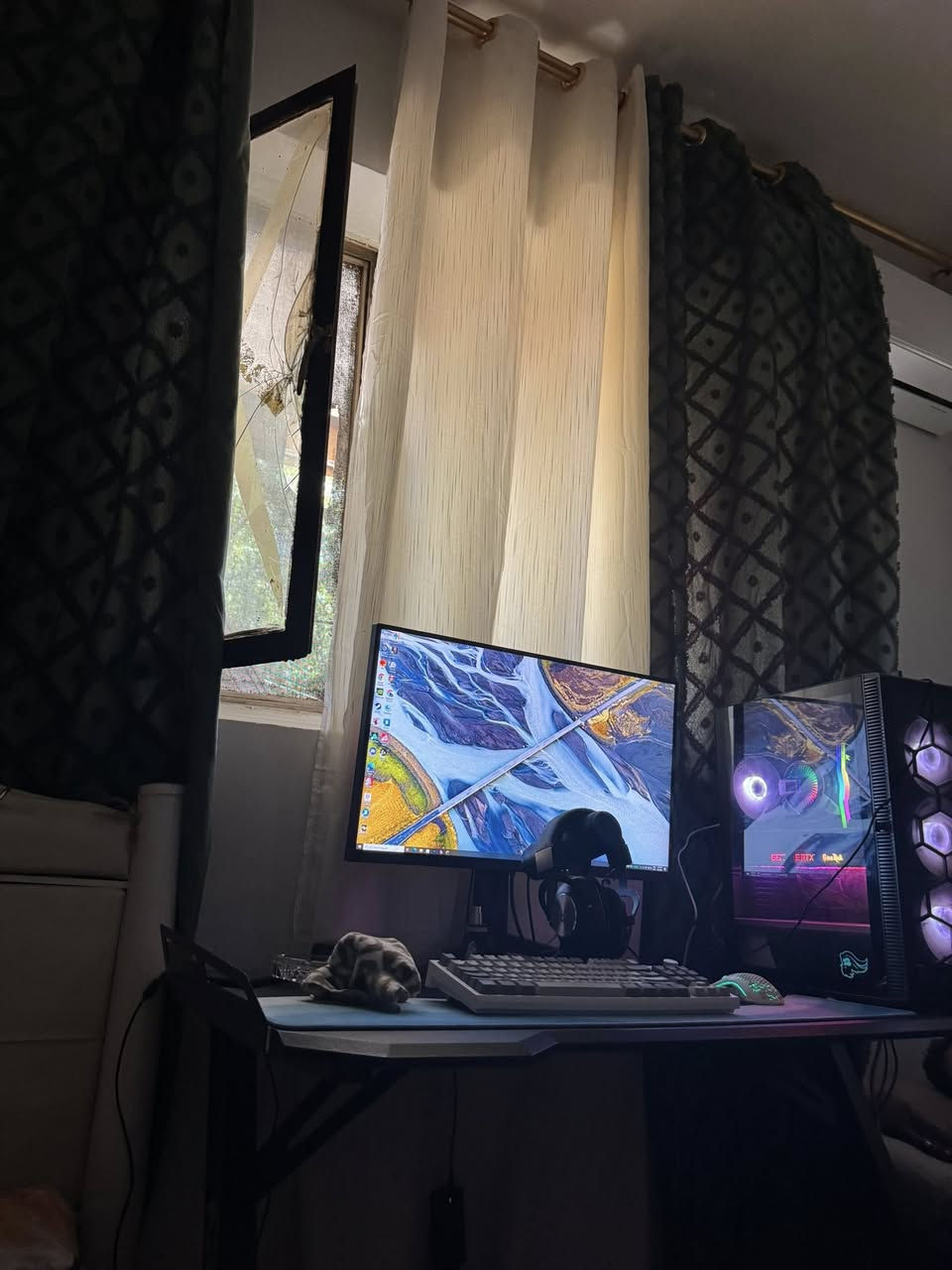 سيت اب كامل للبيع
3070ti games rock 

i5 12400f

750w

16gb ram 

شاشه فورتكس 2k 165hz 

بيهة ديد بكسل و داخله الضمان 

كيبورد اتاك شارك 

سناعات لوجتك ج برو 

ماوس كلوريس موديل o- 

ميز كيمنك و كرسي كيمنك شوي متعوب 

السعر ١٥٠٠ 

مليون ونص وقابل للتفاوض 

العنوان :الدوره حي الصحة 

***********
