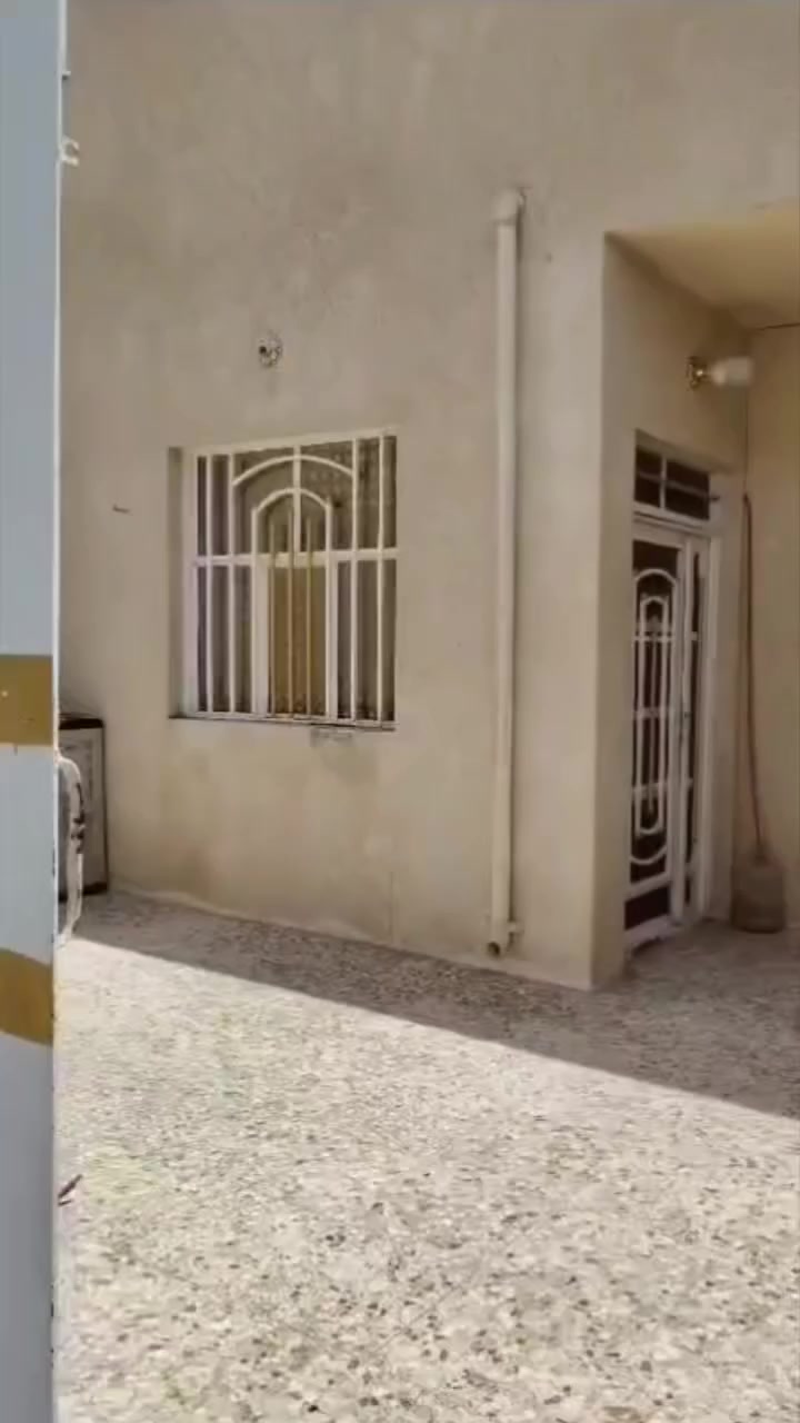 دار للبيع حي المكرمه 130 متر خلف سوق المسقف بسعر 134 مع المجال 
السلام عليكم رمضان كريم دار للبيع حي المكرمه المساحه 130 متر بناء جديد شيمان خلف سوق المسقف طابق واحد يحتوي على غرفه وصاله واستقبال ومطبخ وصحيات بسعر مناسب 134 مع المجال الشراي للاستفسار مراجعه مكتب الرشيد او الاتصال بالرقم ***********
