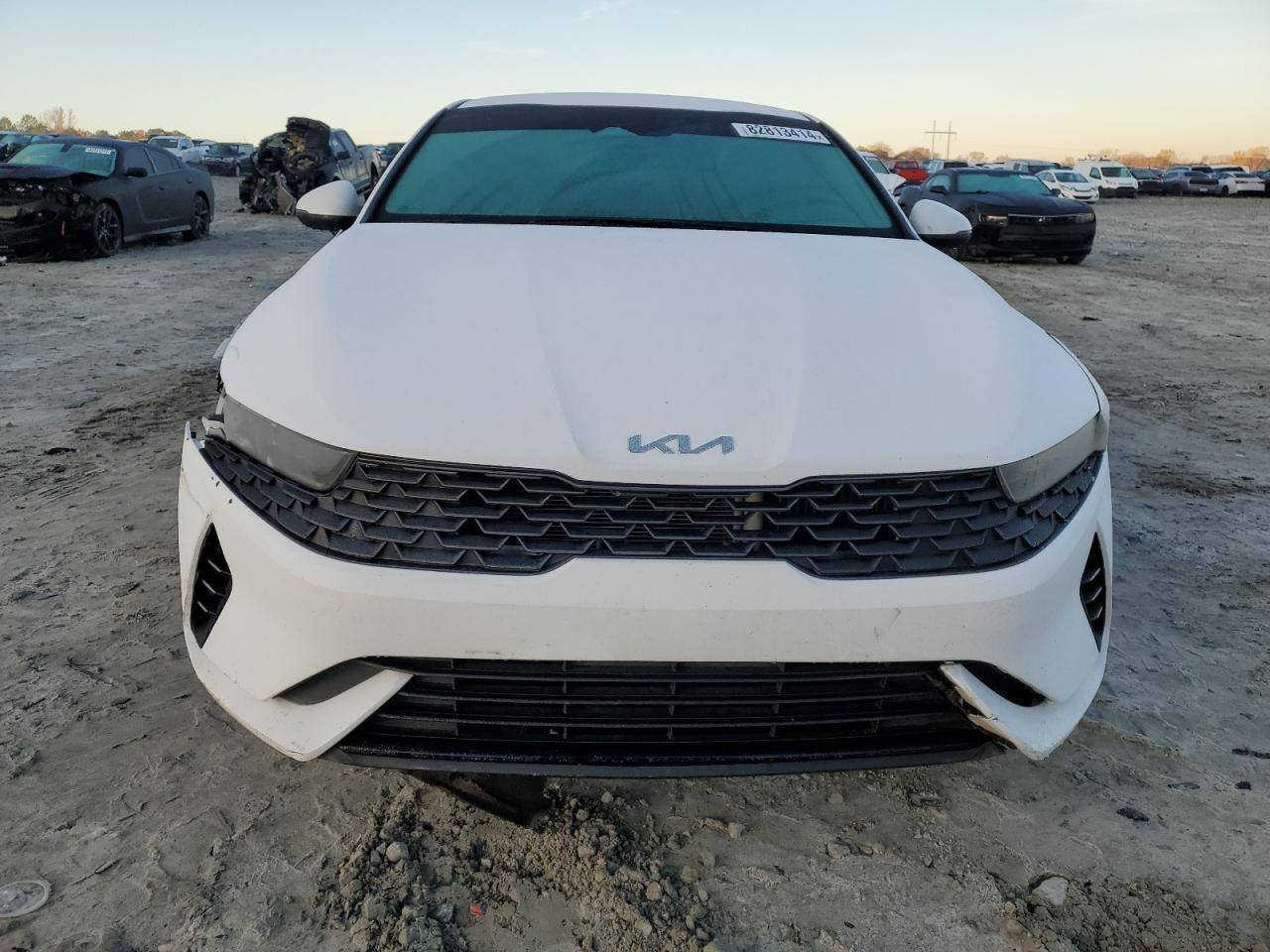 كي فايف موديل 23
حادث موضح ورقم شاصي موجود بلمنشور  سيارة مصلح وكامل السعر 160
***********
***********
