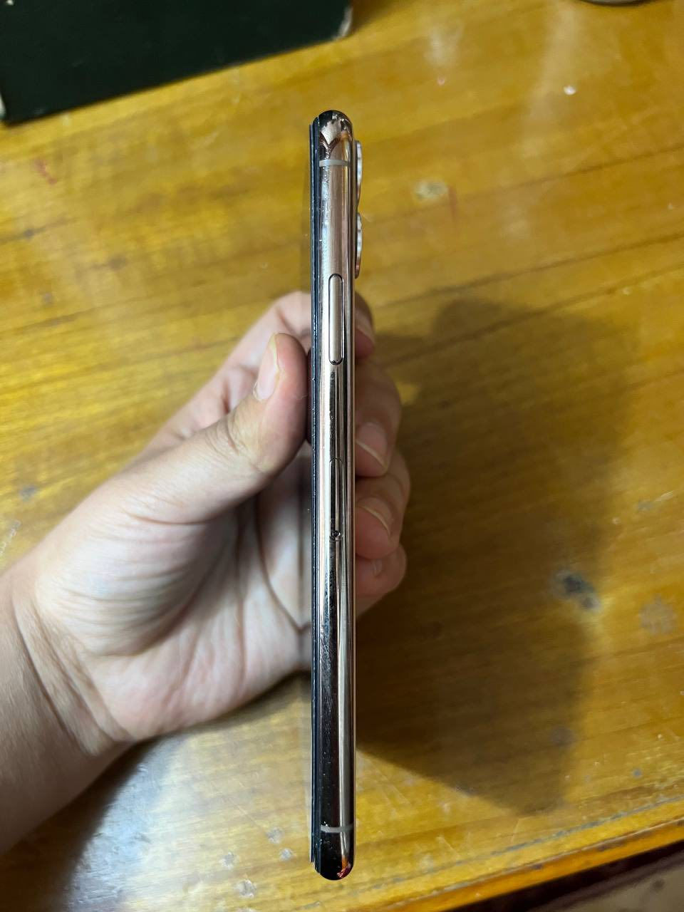 آيفون ١١برو ماكس ذاكرة256  بطاريه 91 مبدله اصليه ميصرف 
فقط السماعه  الفوك واكفه تتصلح ب 10 ألف والباقي كله شغال
 السعر 275 وبيه مجال بسيط محتاجة واريد أبيع  
مكان بغداد ***********
