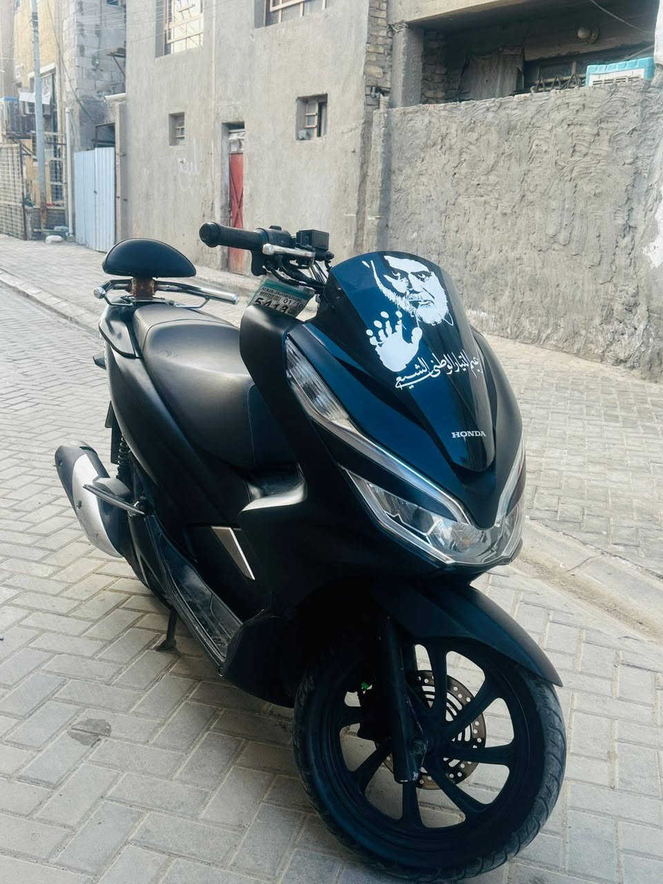 سلام عليكم بي سي اكس
جيل ثالث دراجه مكفولة ما بيه اي نقص 

السعر 13 ورقه العنوان بغداد . الشعب‏‪***********‬‏
