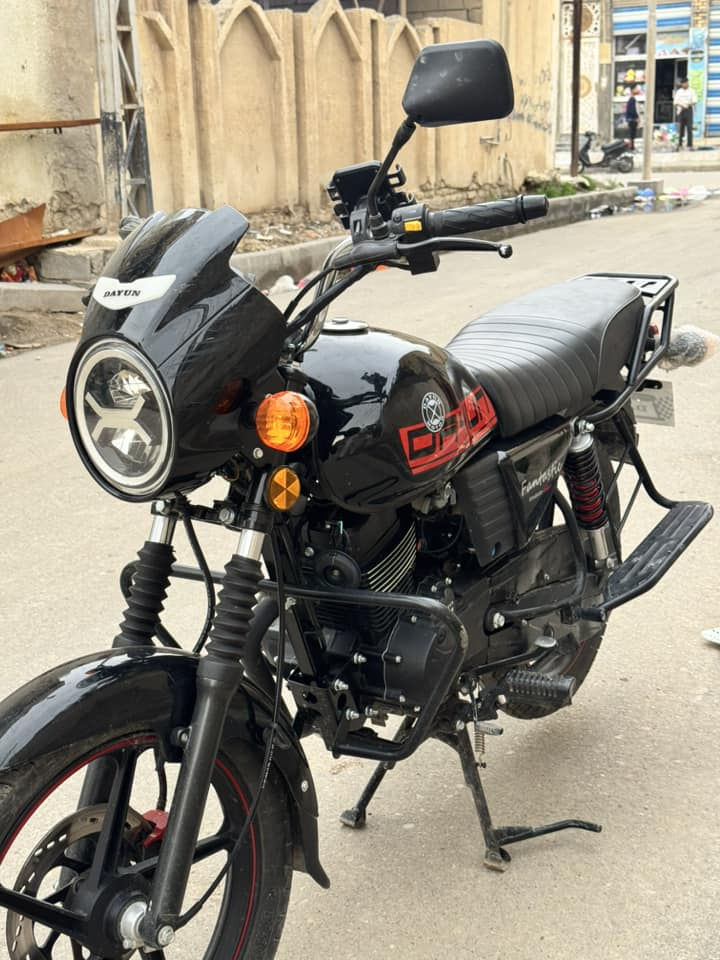 السلام عليكم 
دايون 2025 للبيع
طالعه قبل شهر و10 ايام من الوكيل 
دهن امزويل الدراجه خير من الله اوراق سكنر
*********** + واتساب📞
السعر 1650 قفل
