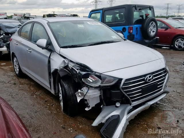 � للبيع | هيونداي أكسنت 2019

✨ المواصفات:
✅ محرك 1600 سي سي
✅ جير أوتوماتيك مع تبديل يدوي (+ / −)
✅ ممشى أقل من 44 ألف ميل
✅ اقتصادية بالوقود
✅ تبريد بحالة ممتازة
✅ شاشة أندرويد مع بلوتوث
✅ كاميرا خلفية
✅ داش كام أمامية وخلفية هدية ويا السيارة
✅ تحكم من الستيرن
✅ مثبت سرعة
✅ سنتر لوك
✅ قفل أبواب أوتوماتيكي أثناء القيادة
✅ مقاعد دوشمة جلد
✅ السيارة محافظين عليها واستخدامها نظيف

🟧 السيارة سنويتها هاي السنة جديدة والارقام مبدلة ورقم بغداد  يعني كله  حاضر وباسم صاحبة السيارة💁🏼‍♀️ ومكان السيارة بغداد  حي الاعلام 

🔹 الضربة موضحة بالصور، والبيع بحالتها الحالية.

💰 السعر: 118 ورقة
📩 للاستفسار التواصل خاص او على الرقم التالي ***********
قابل للتفاوض بالمعقول، والبيع للجادين فقط
