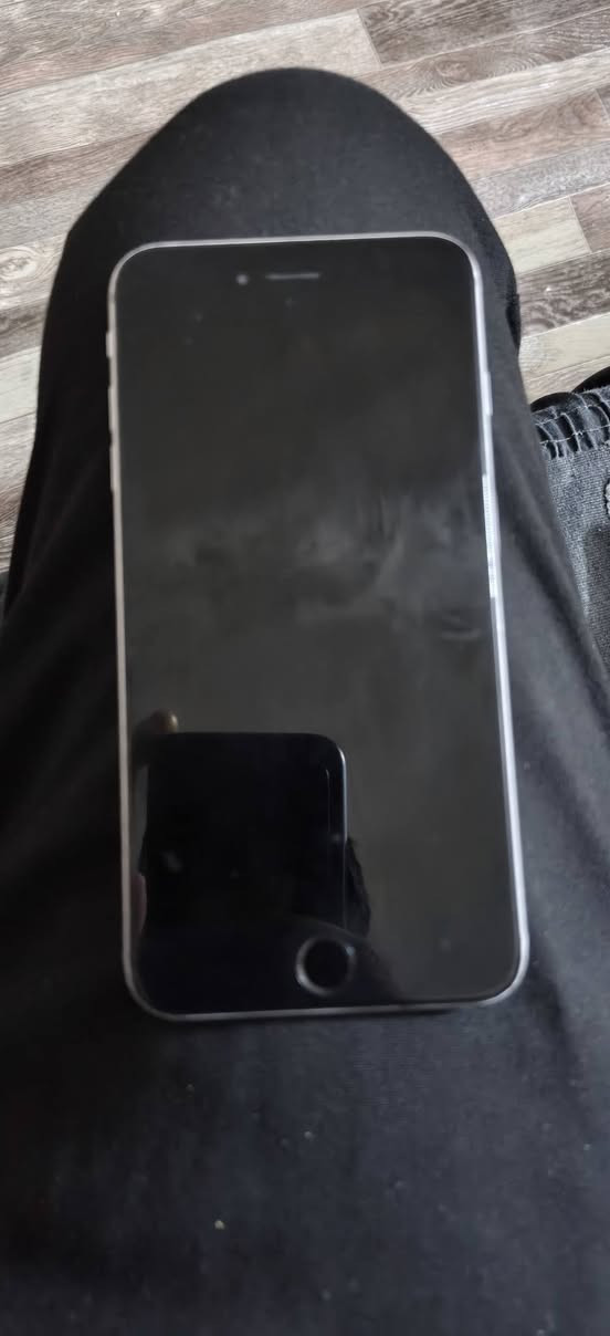 ايفون سكس بلاس اس
كله شغال فقط بصمه واكفه مكفول مخابرا صوت تكنيك
بيع ب 60 وبي مجال عنواني حله شارع 80 نجف رقمي 
***********
