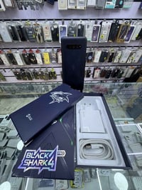 السلام علیکم … بلاک شارک ٤ برو ،،ذاکرة ٢٥٦ / رام ١٢ لون اسود جهاز کامل...