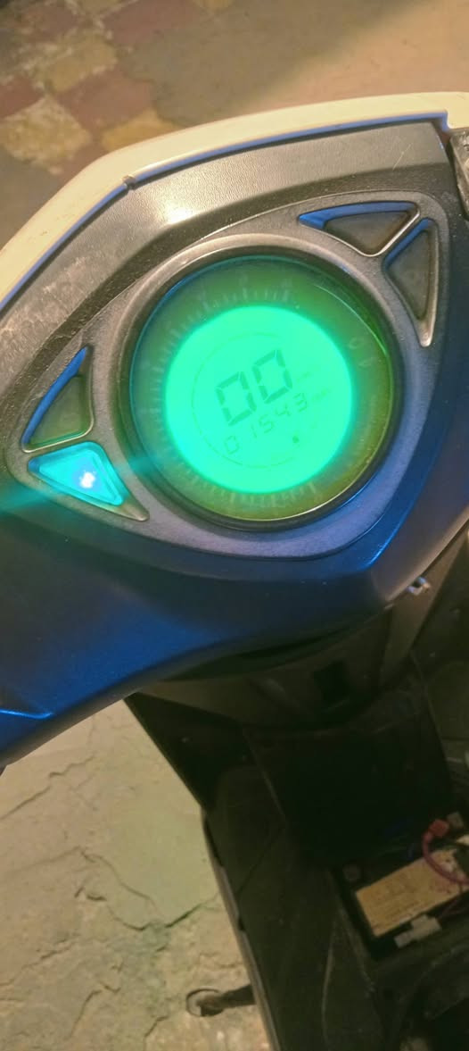 السلام عليكم للبيع كهربائية كلها شغاله سكنات وبك لايت 
مديل 20 بس الكابريتر مالتها تعبانه فقط 
خاص متواجد بس علق أو واتساب ***********
بيع او مراوس عادي حته لو جهاز عادي
