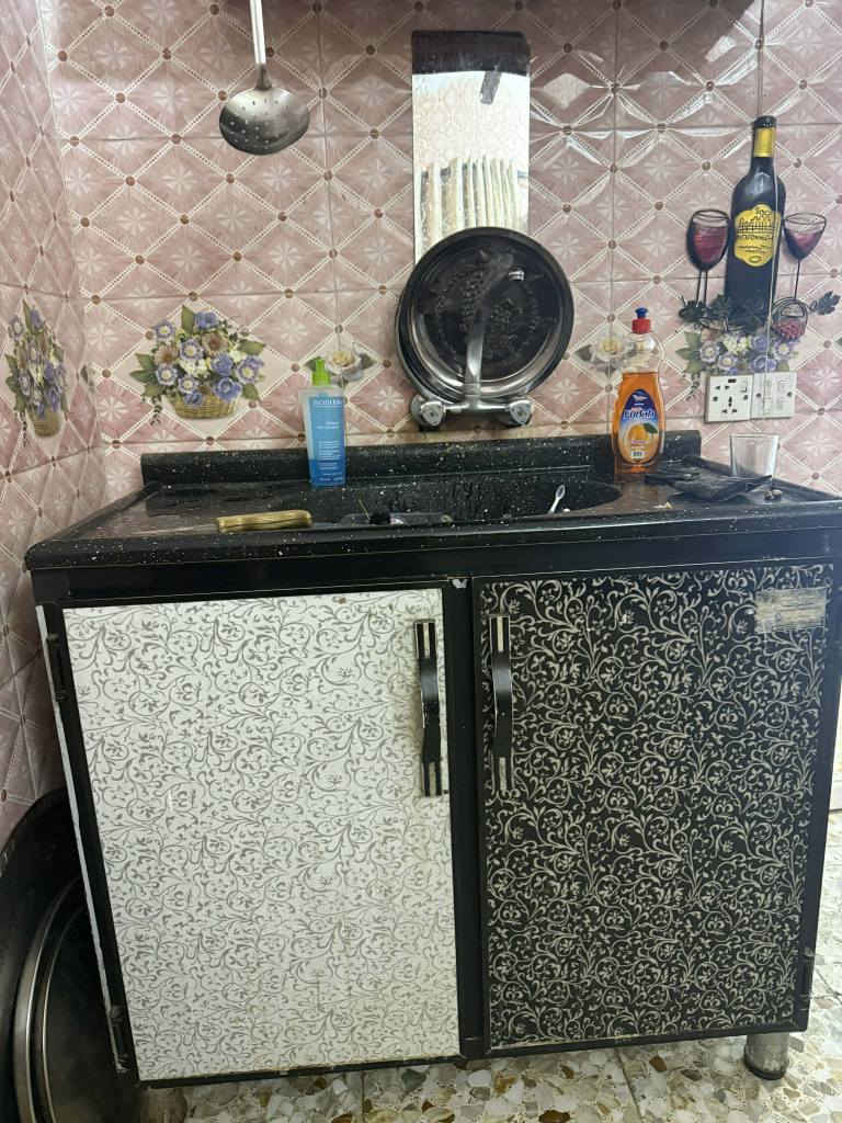 كاونتر 3 قطع مستخدم نضيف تفصال الامنيوم  مو سوكي لا يوجد اضرر عنوان شعب اكو توصيل *********** بي وتساب بغداد, العراق
