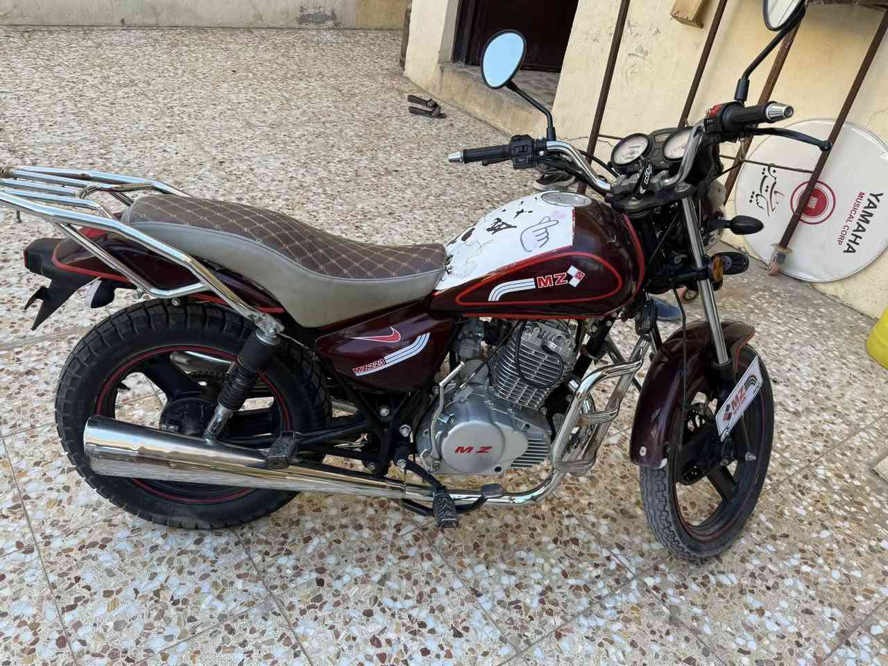 ماطور mz للبيع موديل ٢٠٣٣ 
محرك حجم ٢٢٣ 
للاستفسار الاتصال على الرقم التالي
***********
