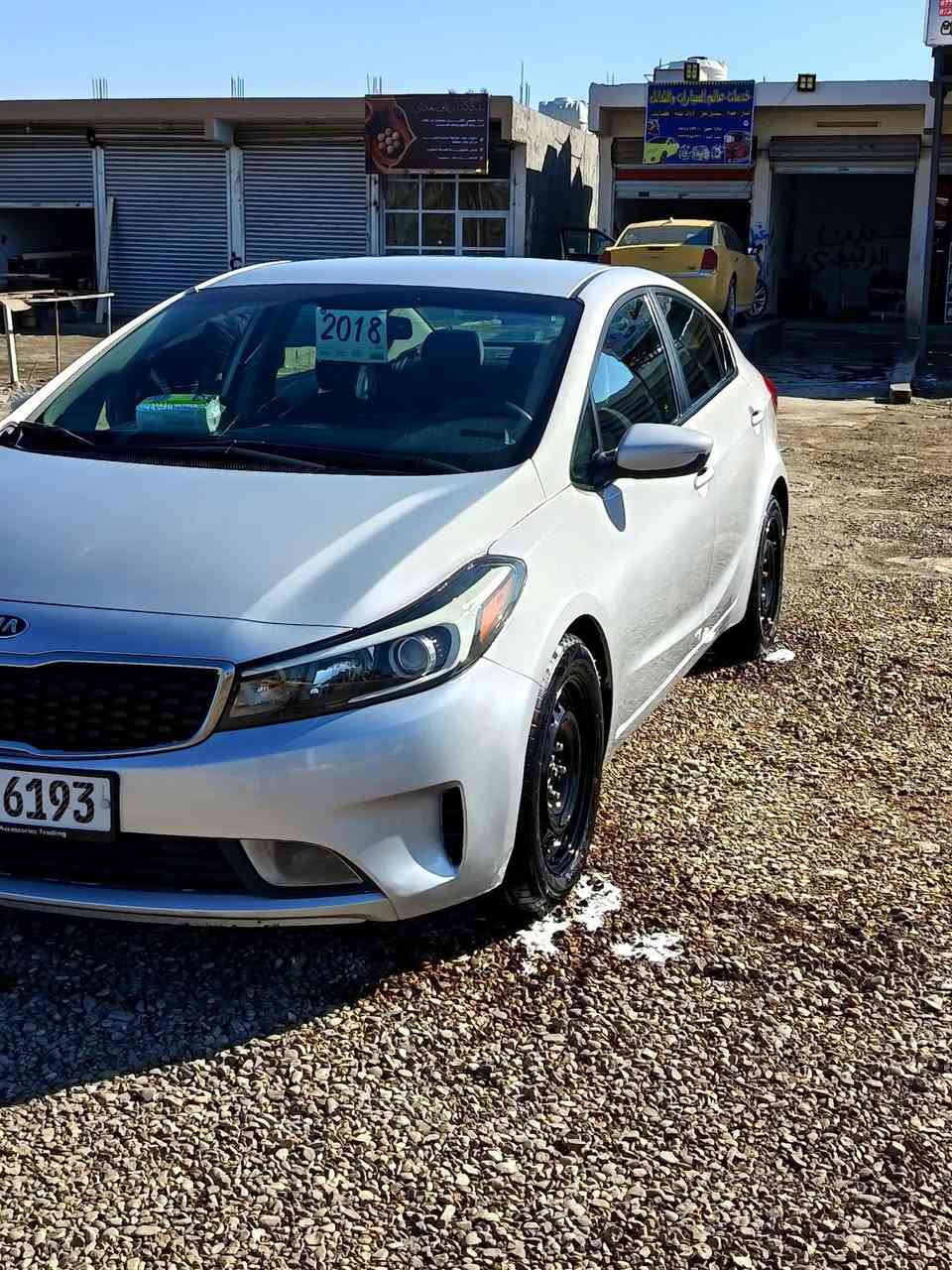 سلام عليكم فورتي لبيع 2018 جاملغ نفس السونار بارد الجنطه
السعر ١٢٥ وبيه مجال شي قليل شراي اتصل ***********💀
