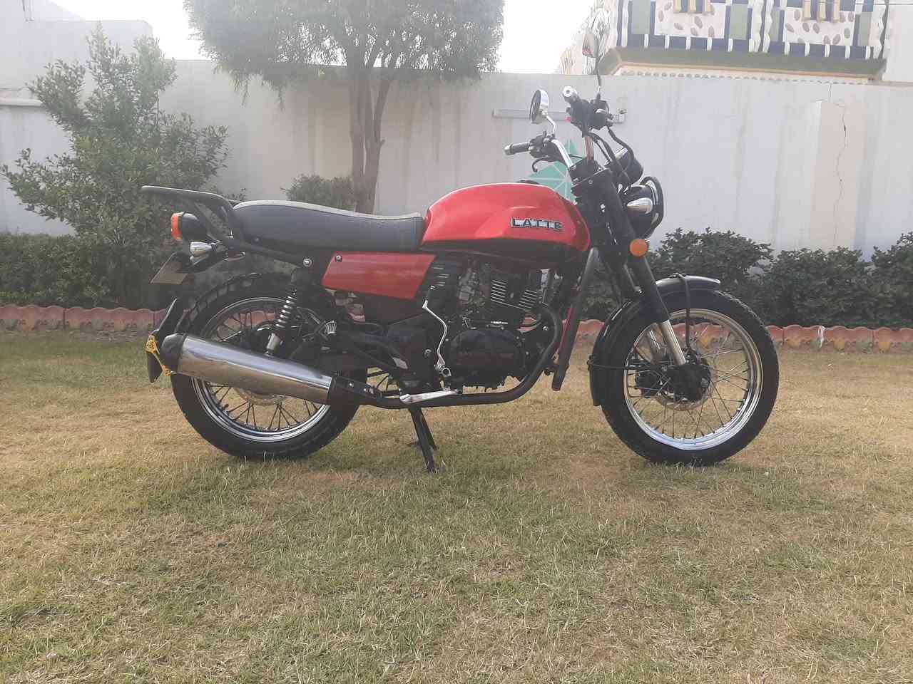 شركه دايوان لايتي موديل 22  اوراق شرط ترقيم دراجه نظافه 90 استخدام شخصي كفاله عامه السعر مليون و400 وبيه مجال مكاني ديالى شهربان هاتف ***********
