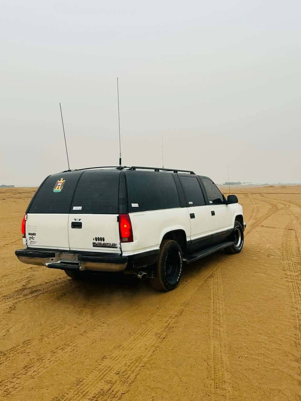 السلام عليكم جمسي1997كير محرك صدر تخم تاير اكسل كاردن كله شرط رقم فحص الانبار شرط تحويل مسجل سستم صوت كيجات لايتات زنون دوشمه جديدة ارضيات انارة داخلية كله شغالة محرك ماطاخته سبانه شرط  بدون صبغ او ضرر جديدة بمعنى الكلمه ماتصرف عليه الف وبانزين تنساه مراوس فقط مكان بيجي ***********
