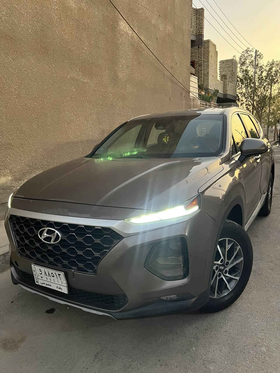 السلام عليكم  سنتافيا 2019
للبيع او مراوس وارد امريكي حادثها جنطة وبيها مكانات رش صبغ فقط بدون ضربة واكو بس كلير ابيع حزام
محرك2400 نص فول فور ويل رادارات امامي وجانبي وخلفي /توقف ذاتي/اتو هولد/اتو اوف/ رقم بغداد بأسمي 
السعر 162 هاتف ***********
