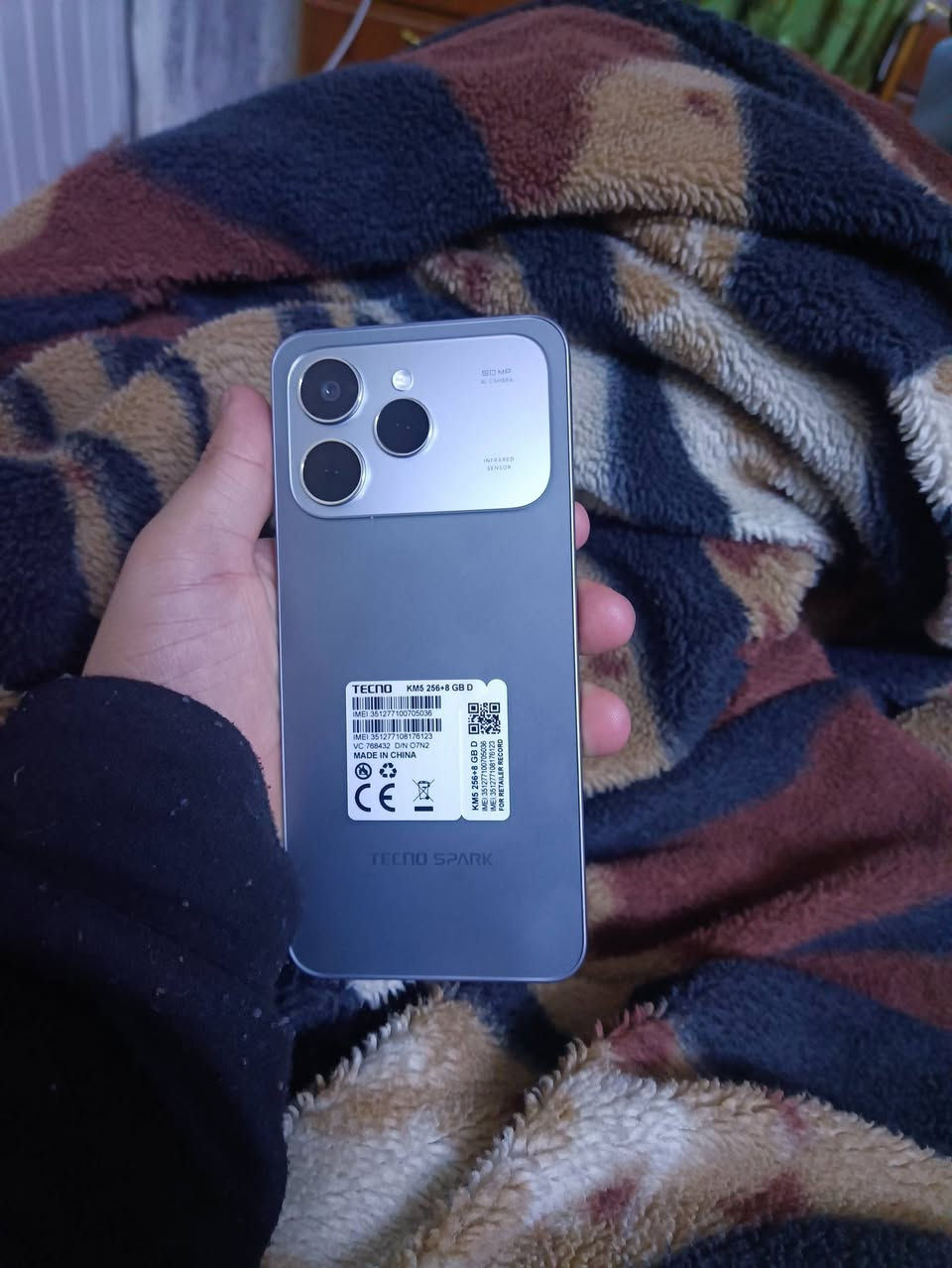السلام عليكم موبيل تكنو سبارك 40 الذاكره 256 موبيل مستعمل يوم واحد بس شرط كلو شغل بي ضمان سنه السعر 165بي مجال مكان موصل حي عدن رقم.  ***********
