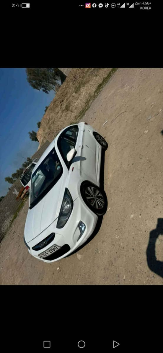 ئە کسێنت مۆدێل 2011گێڕعادی 6پارچه سبغ جە مپێکیش لە پشتە وە هە یە  ***********
85ورقە أربيل, العراق
