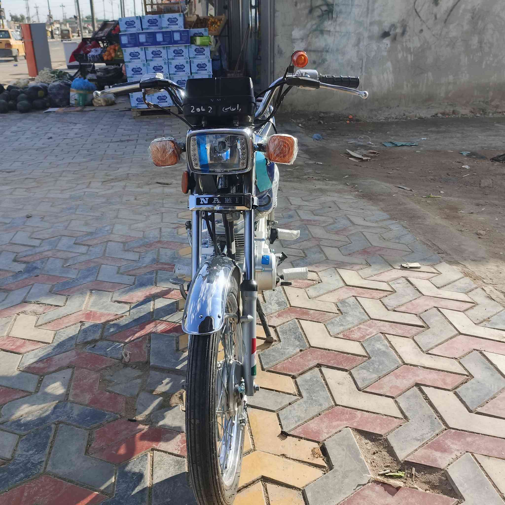 السلام عليكم دراجه للبيع ايراني موديل 2023 مرقم لوحه وسنويه مكاني العماره منطقه  ابو رمانه  
دراجه نضيفه ما متعوبه 
للاستفسار ***********
خاص ما جاوب.
