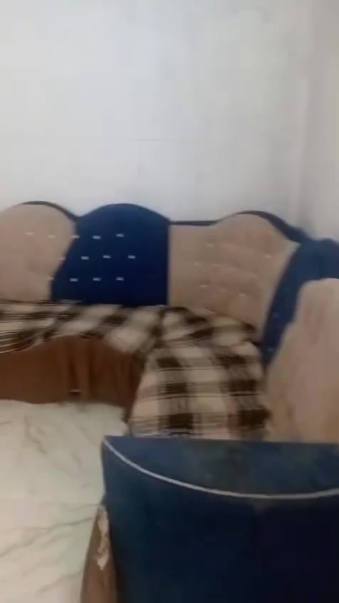سلام عليكم بيت حواسم لبيع بي غرفه وصاله مطبخ وصحيات كامل لبيت ونضيف وعله شارع
بكان البيت مدينت الصدر على شارع لا فرع ولا هاي البيت نضيف كلش كله سراميك بولسلين
*********** للتصال الواتساب ***********
