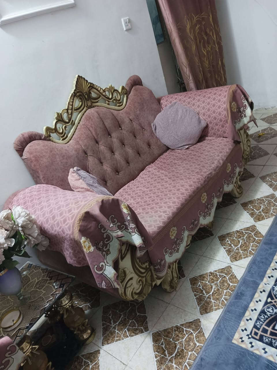 سلام عليكم تخم عشر مقاعد البيع اي كسر مابي ملكي رايده 350بي مجال مكاني بغداد جزيرة 🏝بغداد السياحيه
***********
