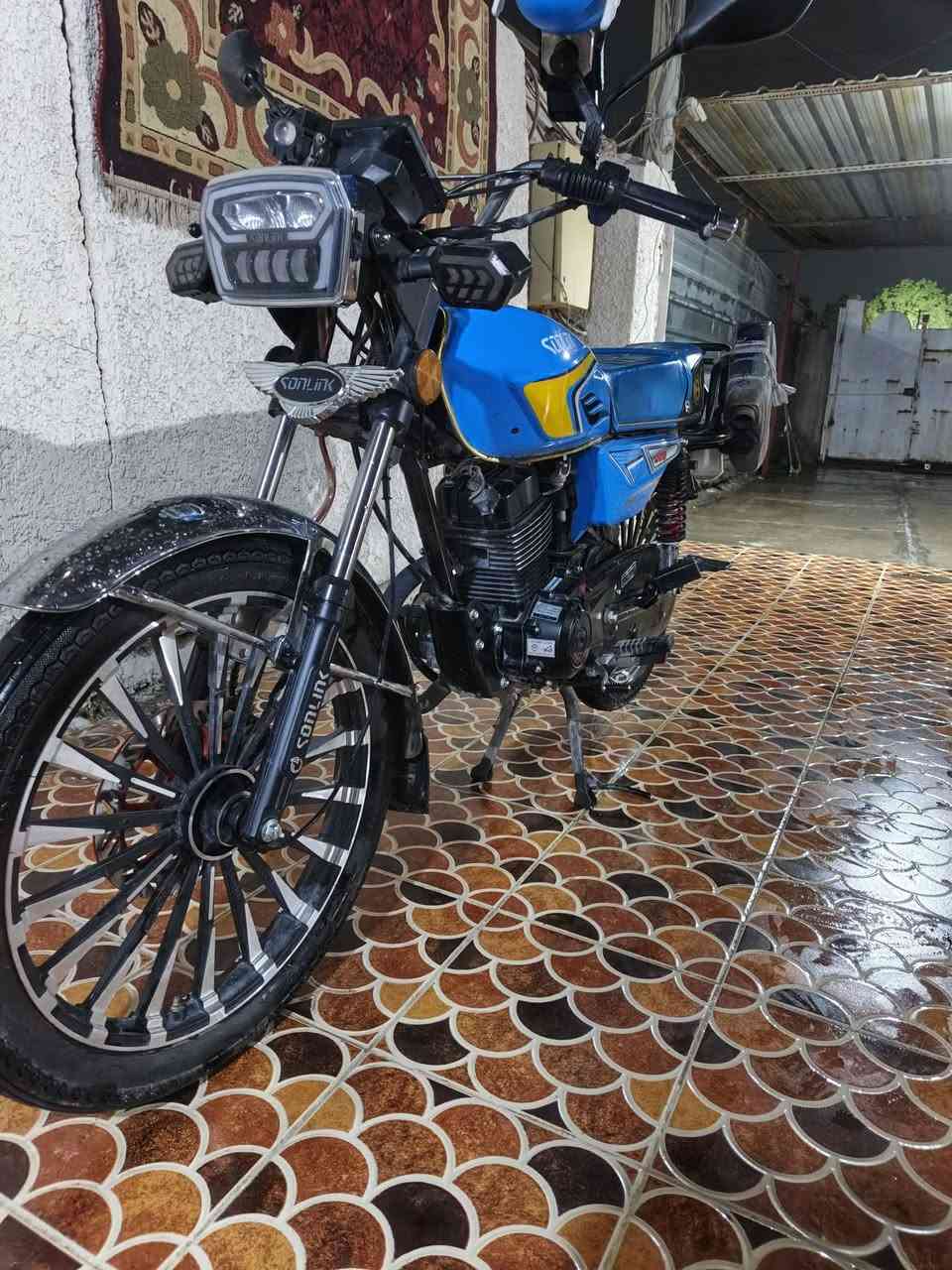 دراجه للبيع جديدة 2025 بعده بل ضمان ضاغطه وزنجيل
٢٠٠سيسي تشغيل عن بعد بصمه سعر 850 وبيه مجال للشراي
للاستفسار ***********
