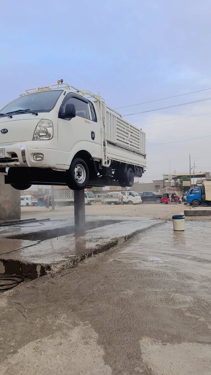 سلام عليكم كيه معروضة للبيع موديل 2012رقم واسط تحويل مباشر سياره مكفوله كفاله عامه سياره جاهزه مال جناي شغال عنوان سياره بغداد سعر سياره 115بيهةمجال حك الجية الرقم ***********
