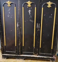 اثاث غرفة نوم • للبيع