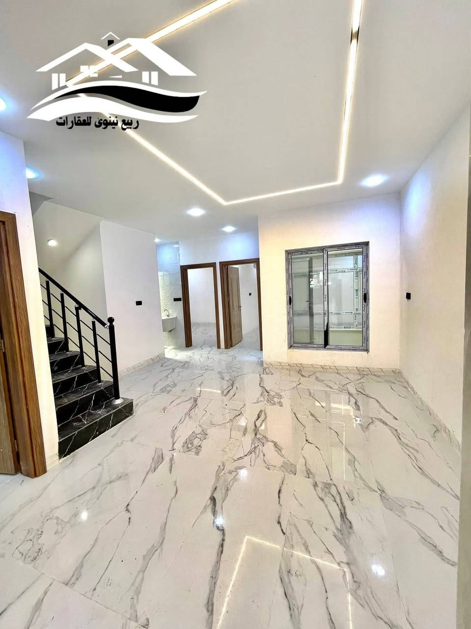 دار للبيع – حي الملايين الأولى / قرب معمل الأخشاب
📍 موقع مميز على شارع 15
📏 المساحة: 135م | الواجهة: 8م / السند ملك صرف بستان
🔹 الطابق الأول: استقبال + هول + مطبخ + غرفتين نوم + صحيات داخلية وخارجية
🔹 الطابق الثاني: 3 غرف نوم + هول + صحيات
📞 للاستفسار:
*********** - *********** - ***********
***********
مكتب #ربيع_نينوى_للعقارات – ثقتكم سرّ نجاحنا 🌿
