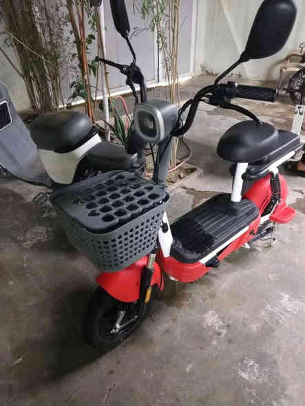 بايسكل شحن البيع سعرة 180 بي مجال  مابي اي عيب بدون عيب مكاني كركوك حي العسكر شراي خابر علي رقم ***********
