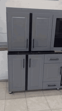 كاونتر المنيوم ابواب خشب. السعر مليون 400الف ( hdf) 3امتار الكاونتر و 3امتار الملحق وسنك متر ونص كامل مرمر وتوصيل لحد البغداد مجاني  راسلني عالاواتساب ***********جديد العنوان اربيل
