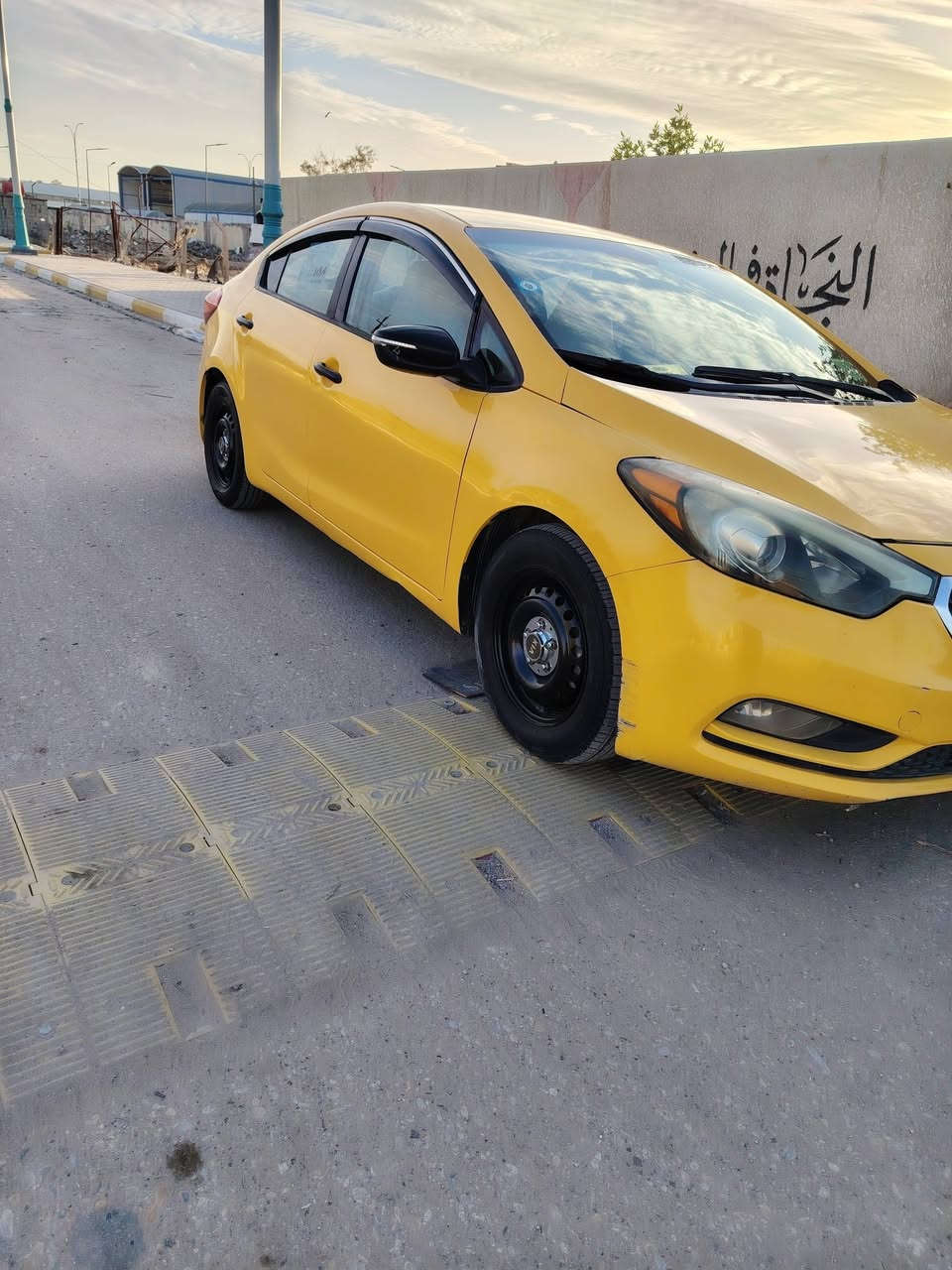 سلام عليكم
كيا فورتي أمريكي 2014 تبديل جاملع امامي وبنيد بدون ضرر عابر والباقي مكفول يبل واحد مكينة 2000 دوش كير وحداديه وتبريد شرط رقم بغداد انكليزي بسمي سنويه 27 مصفره هيئة وغرامات مداور ثاني يوم السعر 103وبيه مجال بصيط مكان السماوه المركز المدينه استفسار أكثر ***********
