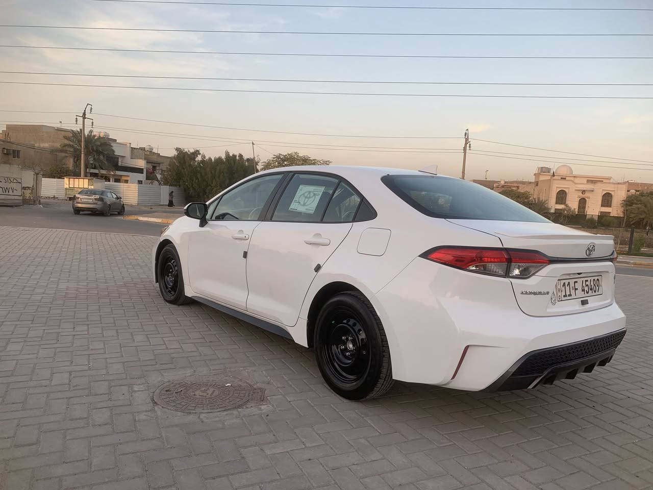 سلام عليكم مرخصه الادمن المحترم كورلا موديل ٢٠٢٠ رقم بغداد
وارد أمريكي حادثه جاملغ وبنيد. مبدل وباقي سياره مكفوله 
مكينه ٢٠٠٠ 
تبريد تدفئه مكفول 
صدر مكفول 
مكينه مكفول
كير مكفول 
السعر ١٢٧ وبيها مجال قليل 
عنواني بغداد البياع مدينه الذرى 
***********
