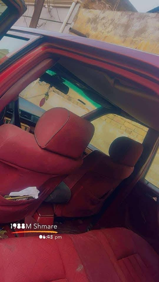 السلام عليكم ورحمة الله مارسدس بيبي دب موديل 93 محرك بلاد خراطيم 6 سلندر تبريد شغال ثلج محرك وكير مكفولات حداديه حلوه تخم تاير نظيف شاشه مري كهربائيّة  رقم اربيل دولي عندي وكاله عامه وصاحبها بغداد حاضر للتحويل بيها قاعده دبل مصلحه بالشيخ عمر وبيها مكانات صبغ ابيع حزام عن الاحراج السعر 68 وبيها مجال ان شاء الله او مراوس حسب الرغبة واسف عن الاطاله مكان السيارة كربلاء اتصال ***********
