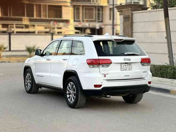 السلام عليكم جيب موديل 2014 اوفر لاند  خليجي معروضه 173 وبيه مجال بسيط بلخير على ياخذه رقم بغداد تحويل مباشر مكينه 6 سلندر 3600 مكفوله غير مفتوحه كير كذالك مكفول غير مفتوحه تبريد ثلج صدر امامي خلفي جديد تخم تاير جديد سياره جاهزه كل نقص مابيه مواصفات سياره فول 1/1 شنو مواصفات لبالك بيه بصمة تشغيل + تشغيل عن بعد بانوراما كشنات جلد + كشنات كهرباء تدفى تبريد بلكشنات تبريد قطعتين صندوك كهرباء فور ويل ذاكره خزن ميموري داخل بيجي سماعات ٣٦٠ مري شفط + اشاير بلمري نظام ترحيب شفتات ستيرن شاشه كبيره فول تحكمات ستيرن وبعد بيه هواي مواصفات (((( سياره بيه صبغ جاملغ وبنيد + نص باب سايق كلير توحيد لون بدون دواخل بدون ايرباك )))) مكان سياره بغداد الاستفسار *********** خاص مغلق شراي يتصل يالله
