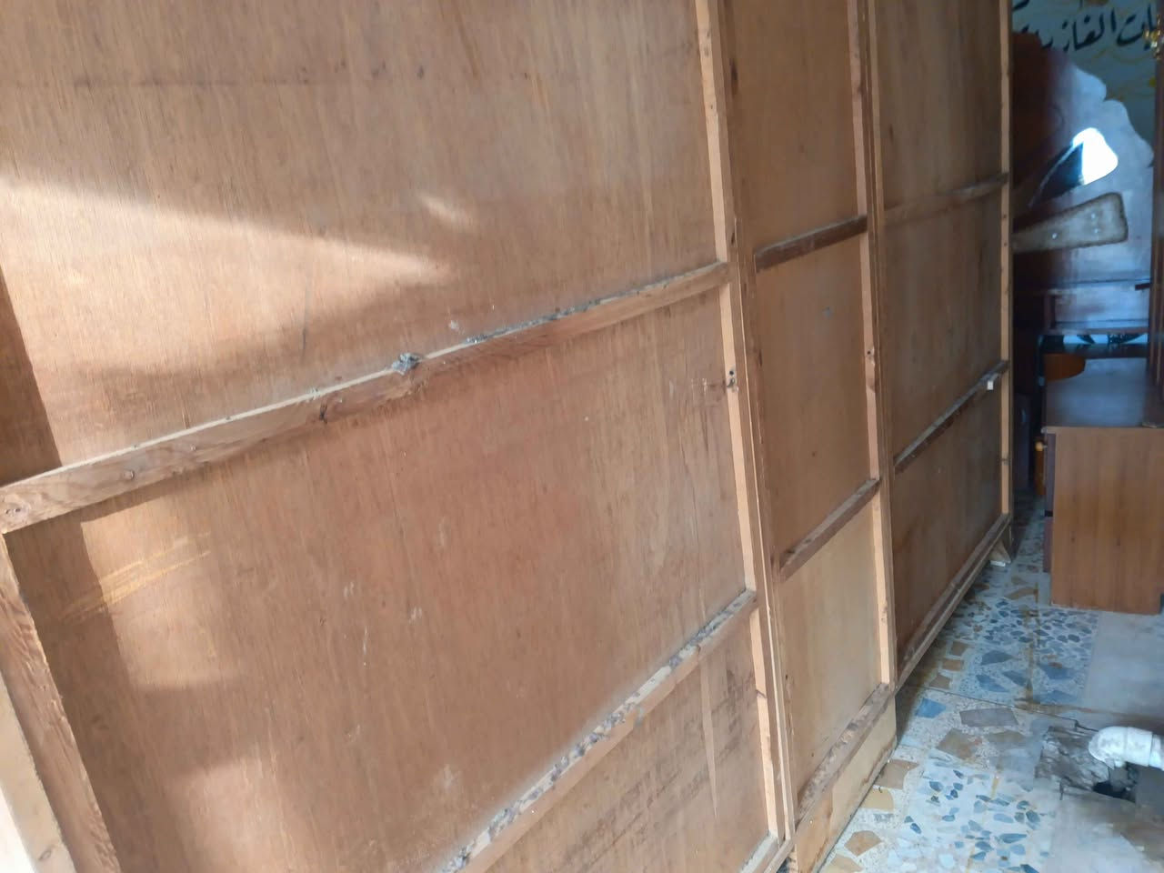 قنصور خمس أبواب نظيف شغل ثقيل ظهر جمبر السعر ١٨٠ العنوان حي تسعين نهاية حي صدام *********** موصل, نينوى
