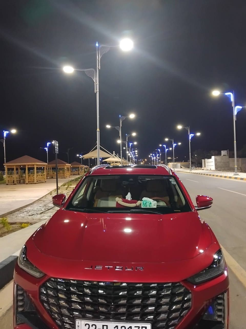 (Jetour X70 Plus)
- فئة Luxury
 موديل2023

السيارة بحالة جيدة ، كاملة المواصفات، ومكفولة من (الصبغ  والبارد والحار ) 

✅ نوع المحرك: 1.6 Turbo

✅ عدد البصمات ( 2 )

🛠️ ادامه كامله للسياره 

 الممشى الحالي : ٥٣٨٥٠ ألف كم فقط.

 الرقم: اربيل (بإسمي والتحويل مباشر).

 📍موقع السياره : الانبار /راوه

💎 أبرز المواصفات والأنظمة:

• السعة: ٥راكب .

• التبريد: شاشه لمس ( قطعتين تبريد بـ 8 فتحات توزيع ) 

• ثلاجة 

• منظومة كاميرات 360° مع رؤية فوقية (3D) 

• حساسات خلفية وأمامية.

الراحة والرفاهية: 

• بانوراما قمارة كاملة

• كشن سائق ولي بصفه  كهرباء وتدفئه وتبريد 

• صندوق خلفي ذكي (فتح وغلق كهربائي)

• 4 جامات أوتو 

• منافذ USB عدد 4 

• شحن لاسلكي للهاتف .

 الأنظمة الذكية: 

• بصمة 

• ابواب ترحيب عند الاقتراب

• ⁠ فتح وغلق السياره تلقائي 

• مرايا جانبية كهربائية (طي أوتوماتيكي مع إشارات بالمري)  .

🛡️ أنظمة الأمان ومساعدة السائق:

• رادار تحديد مسار 

• تنبيه الخروج من المسار.

• نظام النقطة العمياء (Blind Spot).

• مثبت سرعة (Cruise Control).

• هاند بريك دكمة (كهربائي)

• نظام أوتو هولد (Auto Hold).

• نظام مانع الانزلاق 

• وضعيات قيادة متعددة 

• وضعيات تحكم مختلفة بالستيرن.

✔️السياره نظيفة جدا ( استخدام شخصي )

✔️وباقي المواصفات معروفه
السعر ١٥٨$
رقم الهاتف ***********
